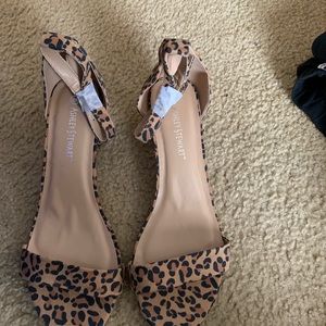 Ashley Stewart leopard block heel sz 12 wide width
